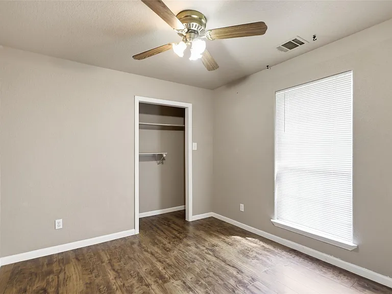 915 Vargas Rd — Photo 24