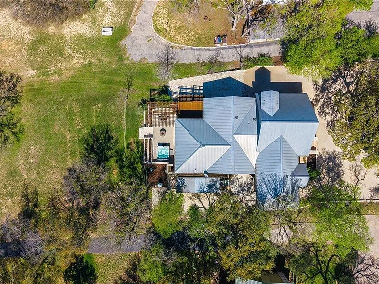 25207 Lake View Dr — Photo 34