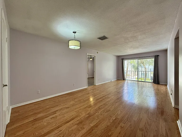 4607 W Fig St #209 — Photo 3