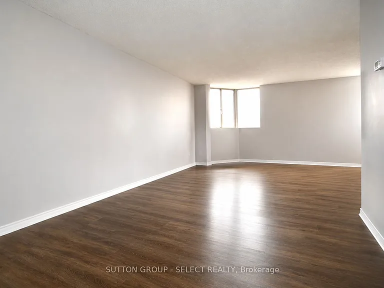695 Richmond St #1306 — Photo 7