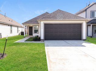 2449 Carp Dr, Conroe, TX 77384