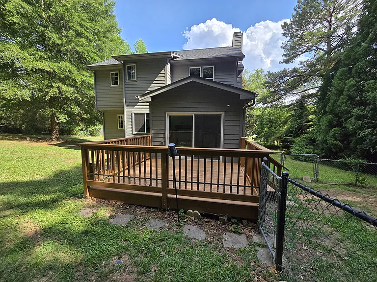 2808 Livery Way — Photo 3
