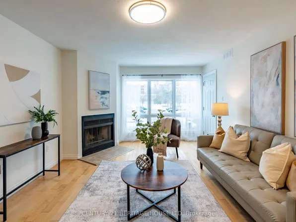 15 Hofstetter Ave #208, Kitchener, ON N2A 3Z7