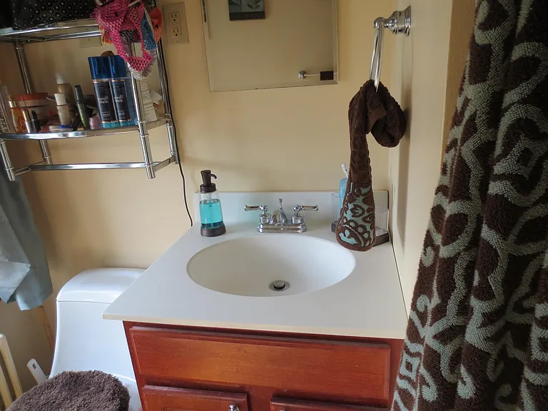 206 Lancaster St — Photo 15