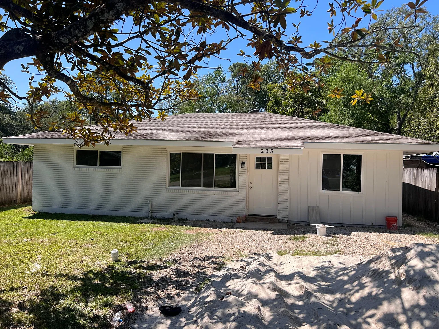 235 N Dryades St — Photo 1