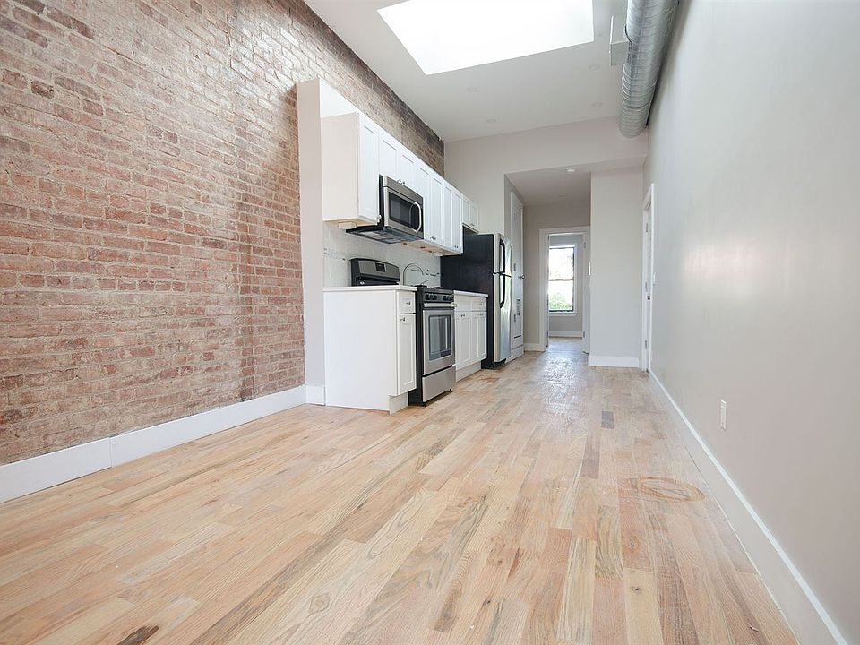 144manhattanave4B_01