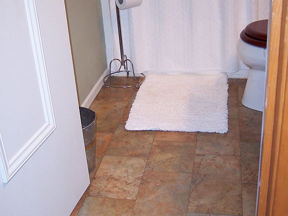 Upstairs Guest Bathroom
