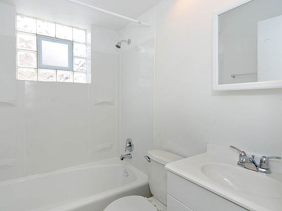 2nd image of 14122 S School St #1D