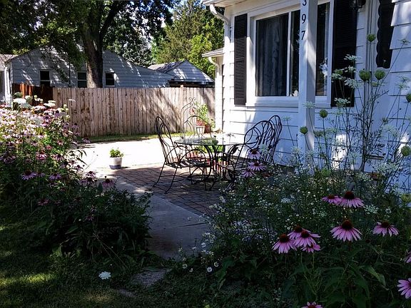 3rd image of 1397 Cutler St