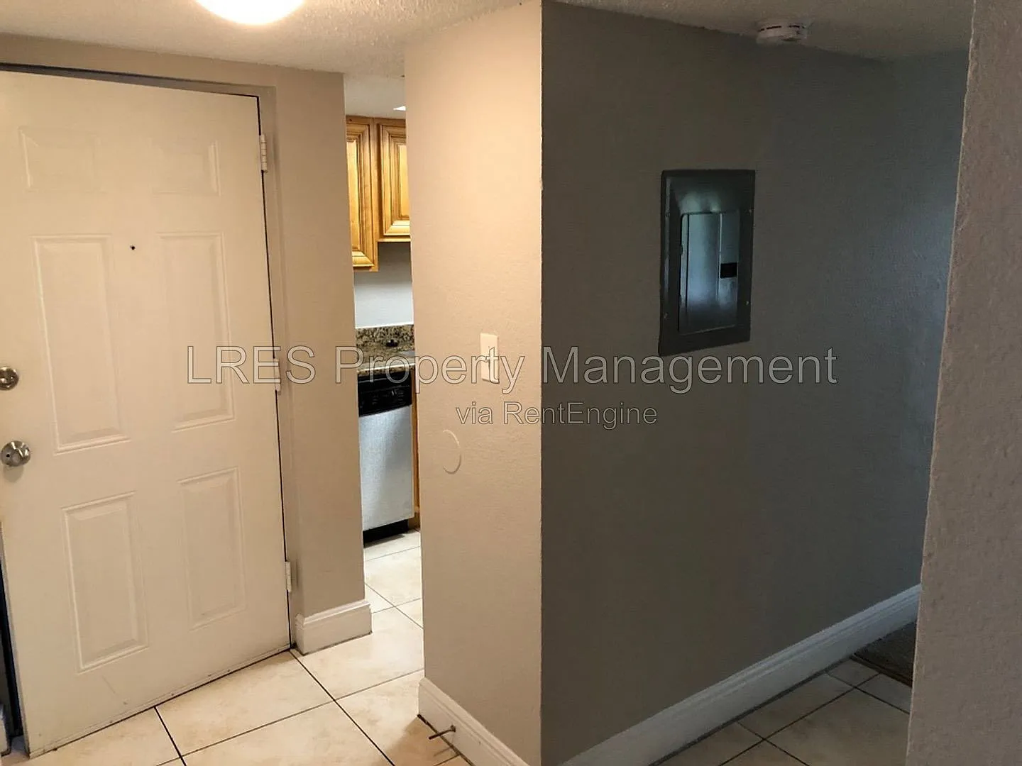 2 bed, 2.0 bath, $1,225 — Photo 2