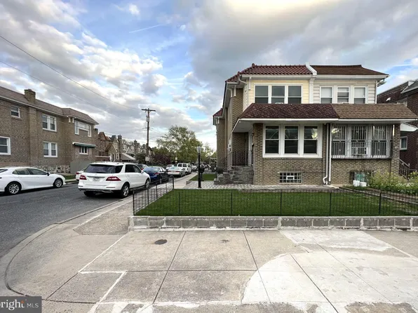 7323 Sackett St, Philadelphia, PA 19152