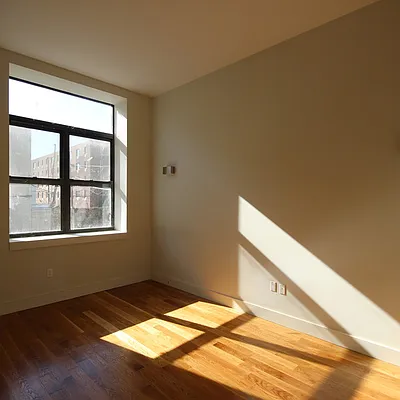 Rented by Nooklyn NYC LLC | media 43