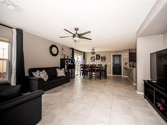 3rd image of 10915 Camden Bay St