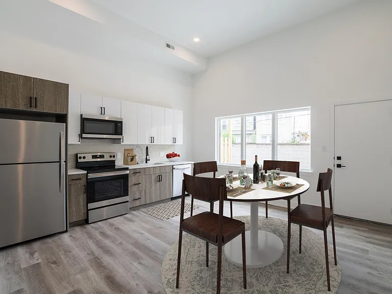 1420 Point Breeze Avenue — Photo 10