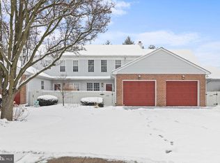 103 Spring Ridge Ct, Lancaster, PA 17601