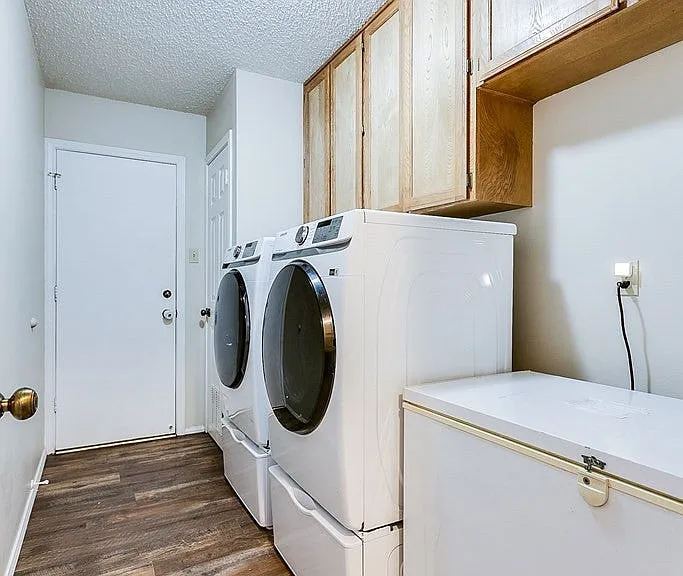 3438 Walnut Hill Dr — Photo 29