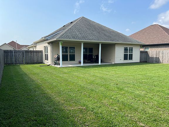 3rd image of 2605 Birchwood Rd