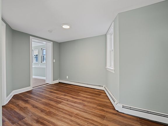 4th image of 341 Harrison Ave Floor 1