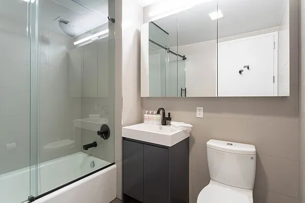 Rented by Kahen Properties | media 6