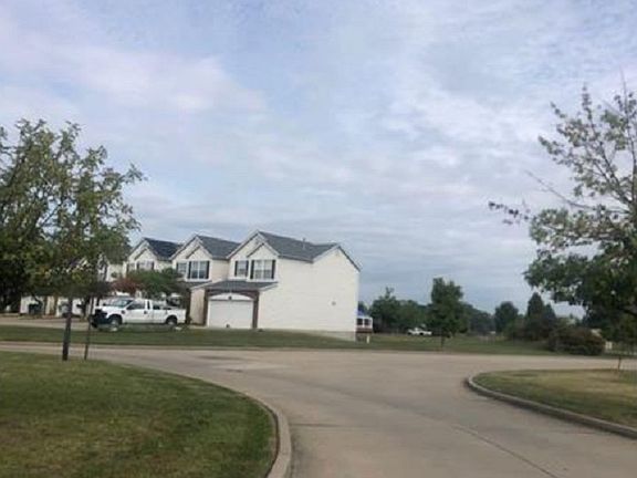 2nd image of 9622 Wilson Bridge Dr