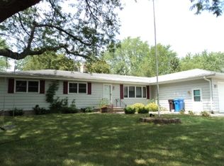 1001 S Division St, Waunakee, WI 53597