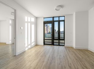 584 4th Ave #209, Brooklyn, NY 11215
