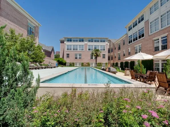 2305 Worthington St APT 135, Dallas, TX 75204