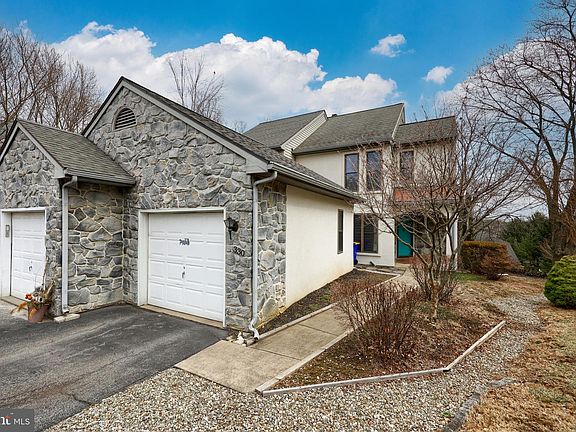 2nd image of 330 Windgate Ct