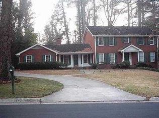 1272 Oakcrest Dr SW, Atlanta, GA