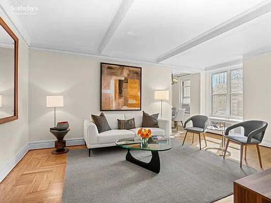 Sold by Sotheby's International Realty | media 5
