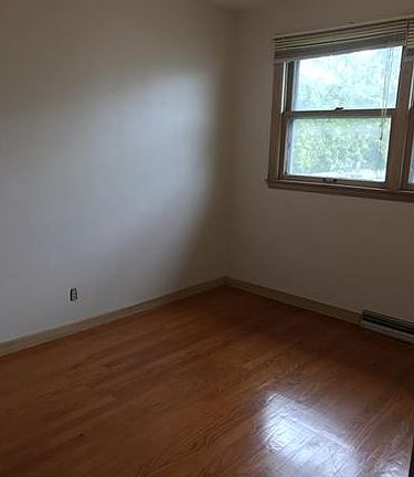 2nd image of 3101 W Morgan Ave #A