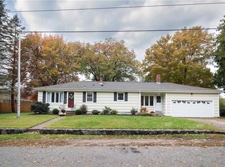 137 Bonnie Brook Dr, Cumberland, RI 02864