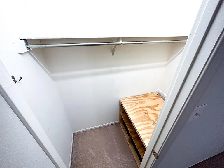 305 Rock Spring Dr SW — Photo 18