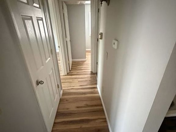 4th image of 17 Southwinds Cir APT 10