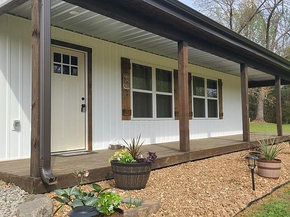 3rd image of 495 Shiloh Rd