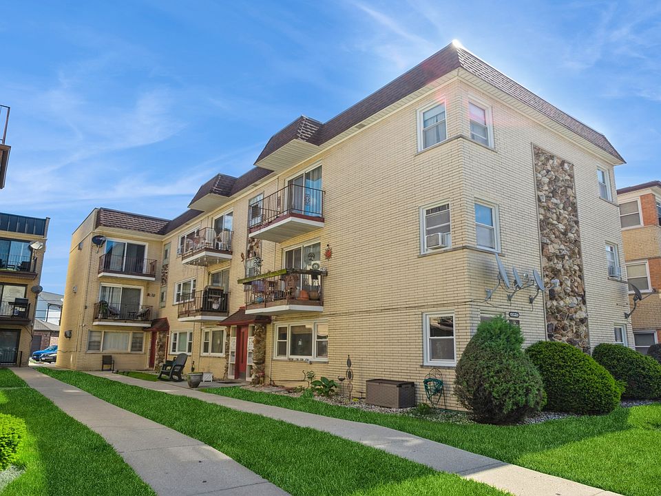 1st image of 6249 N Northwest Hwy APT 1S