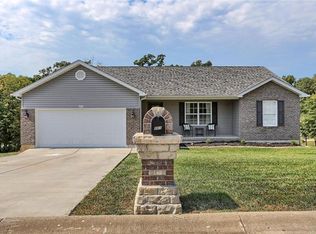 201 Millstone Ct, Washington, MO 63090