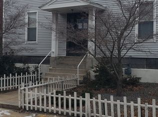 16 Prospect St APT 6, Manchester, NH 03104