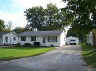 807 S Sandusky St, Catlin, IL 61817