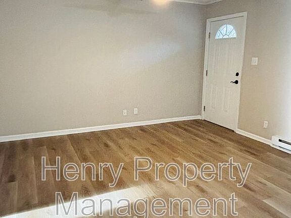 2nd image of 1122 Drew St