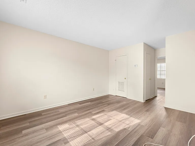 1202 Bexley St #C — Photo 2