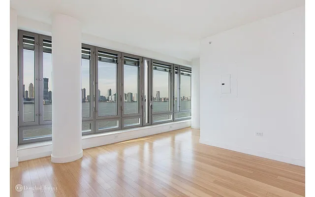 Rented by Douglas Elliman | media 17