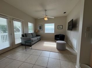 139 E Pine Ave, Eastpoint, FL 32328