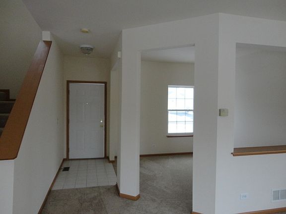 5th image of 93 Woodland Park Cir