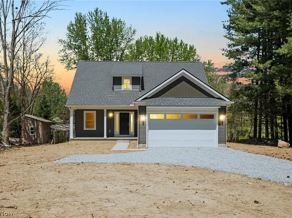 12412 Snow Rd, Burton, OH 44021