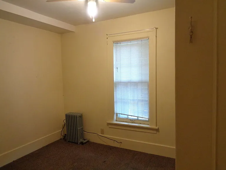314 Augusta Ave #1 — Photo 6