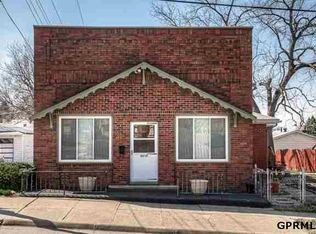 6610 S 38th St, Omaha, NE 68107