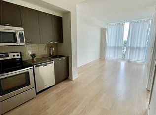 88 Sheppard Ave E #1510, Toronto, ON M2N 0G9