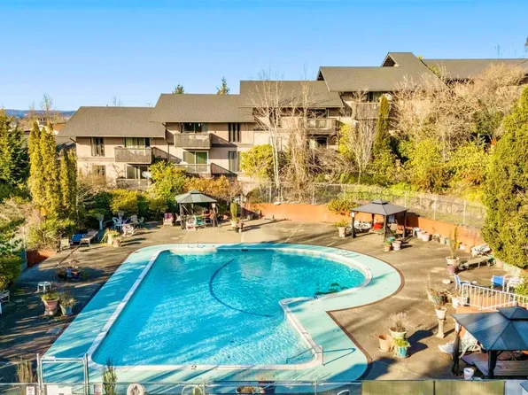 1425 S Puget Drive #I5, Renton, WA 98055