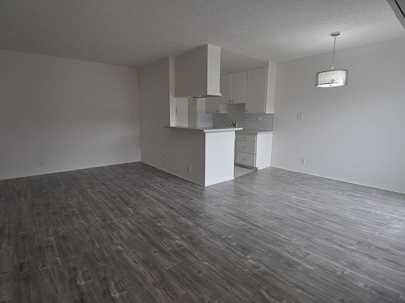 3rd image of 849 N McCadden Pl #17977679